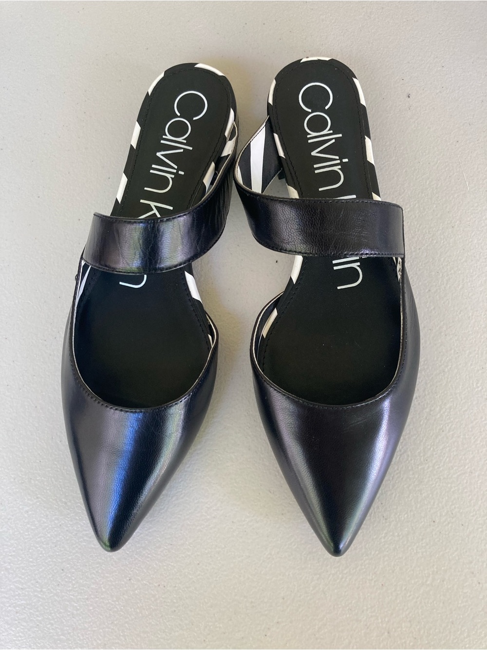 Calvin Klein Arelys Black Leather Pointed Toe Slip On Flats Black Mules